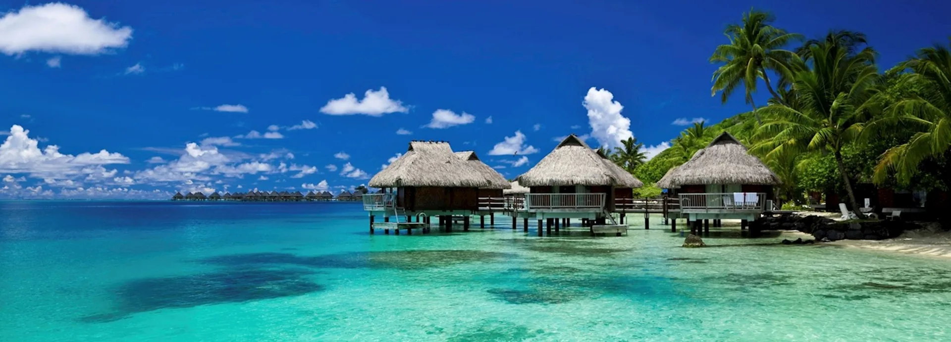 KAYLOU Travel tropical overwater bungalow escape